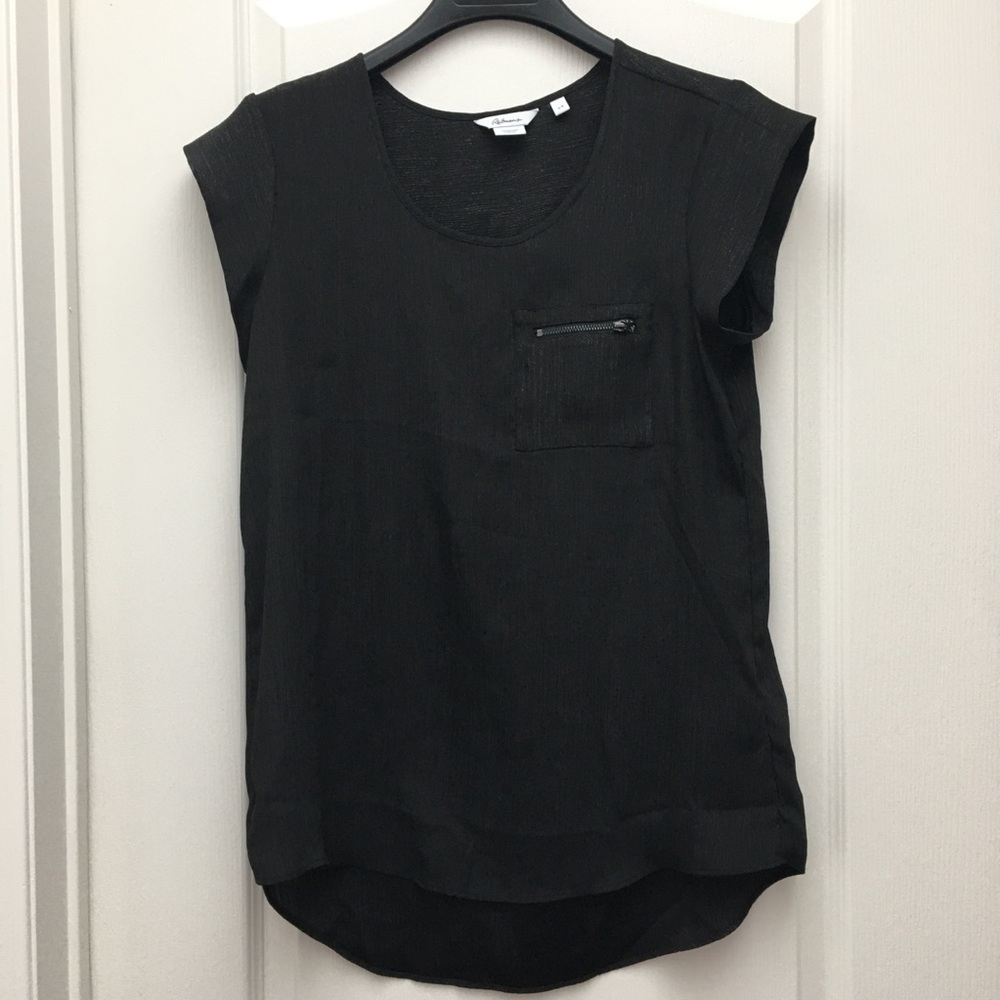 Shimmery Cap sleeve Tunic Top with pocket